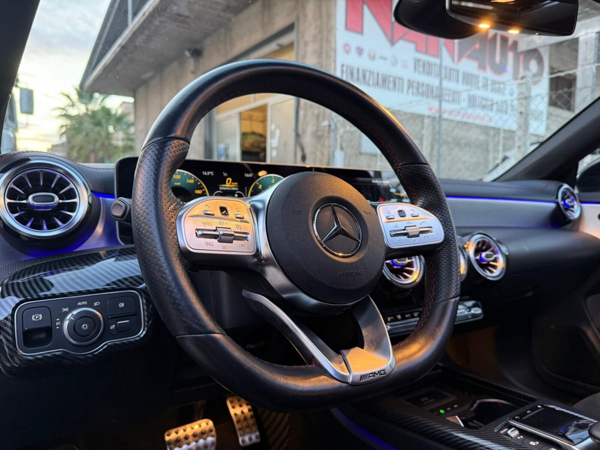 Mercedes-Benz CLA 200 d Automatic Premium (15)