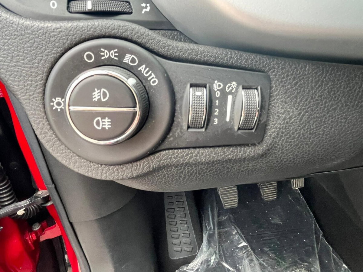 Fiat 500X 1.3 MultiJet 95 CV Connect (17)