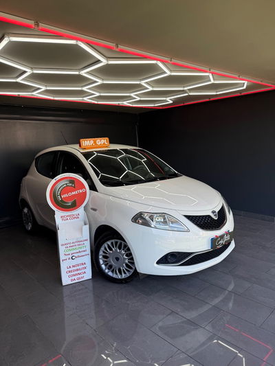 Lancia Ypsilon 1.2 69 CV 5 porte GPL Ecochic Gold usata