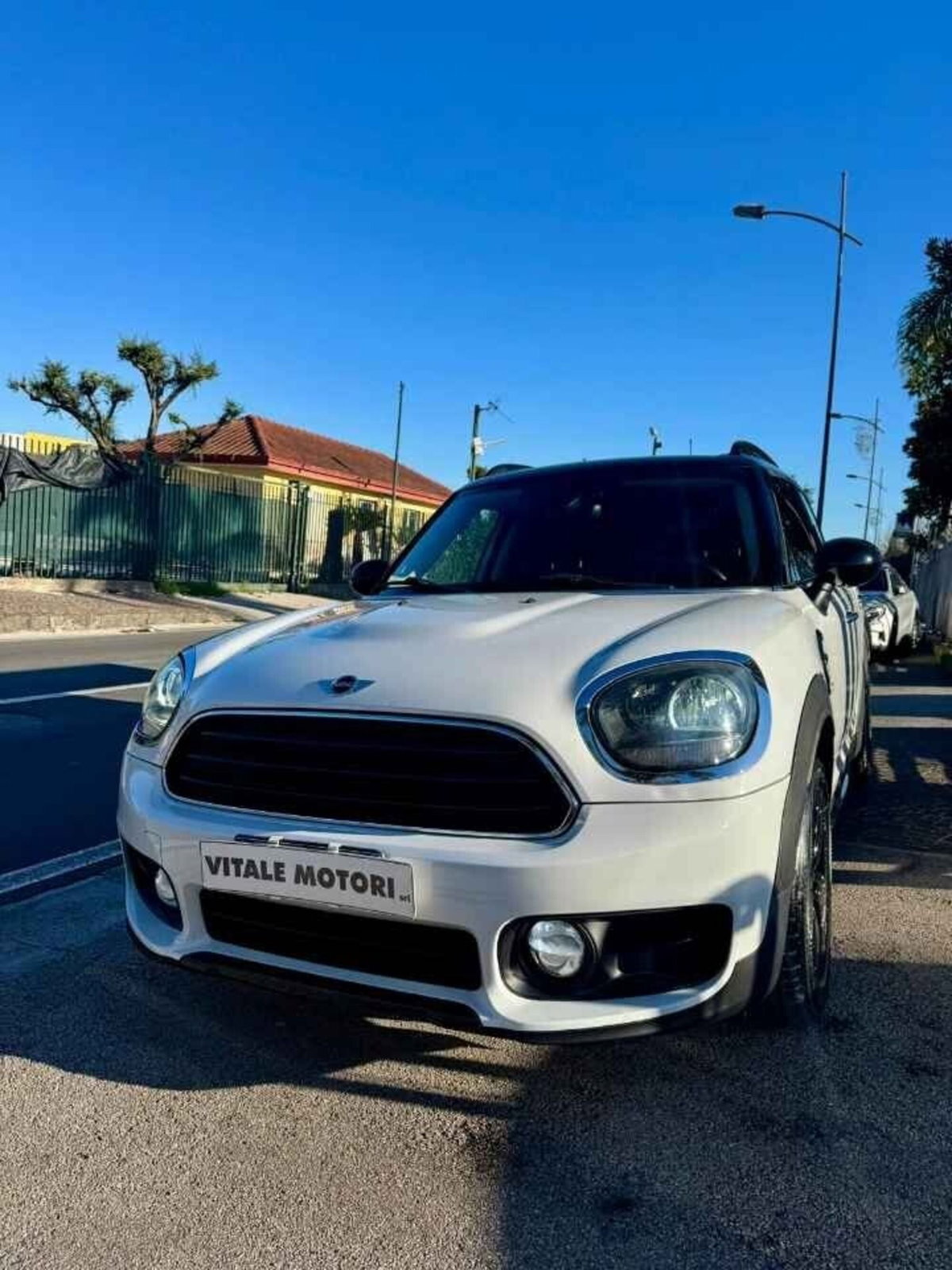 MINI Mini Countryman 2.0 Cooper D Essential Countryman (4)