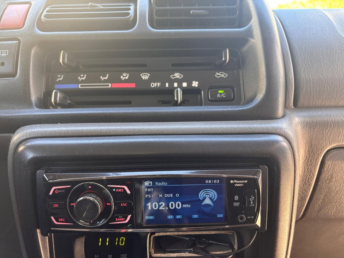 Suzuki Jimny 1.3i 16V cat 4WD JLX (12)
