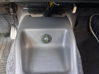 Suzuki Jimny 1.3i 16V cat 4WD JLX (14)