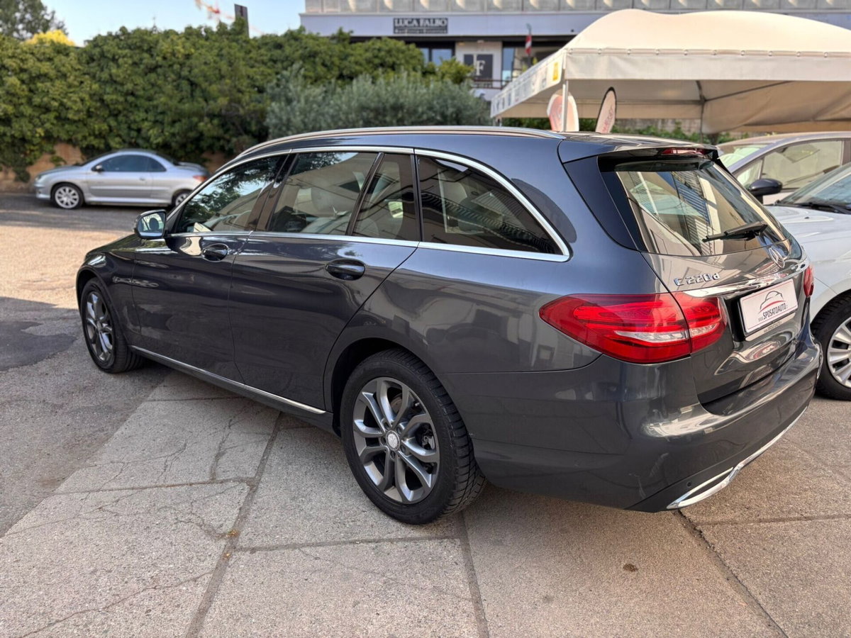 Mercedes-Benz Classe C Station Wagon 220 d 4Matic Auto Premium (8)
