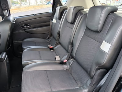 Renault Scenic E-Tech Electric XMod 1.5 dCi 110CV Start&Stop Energy (13)
