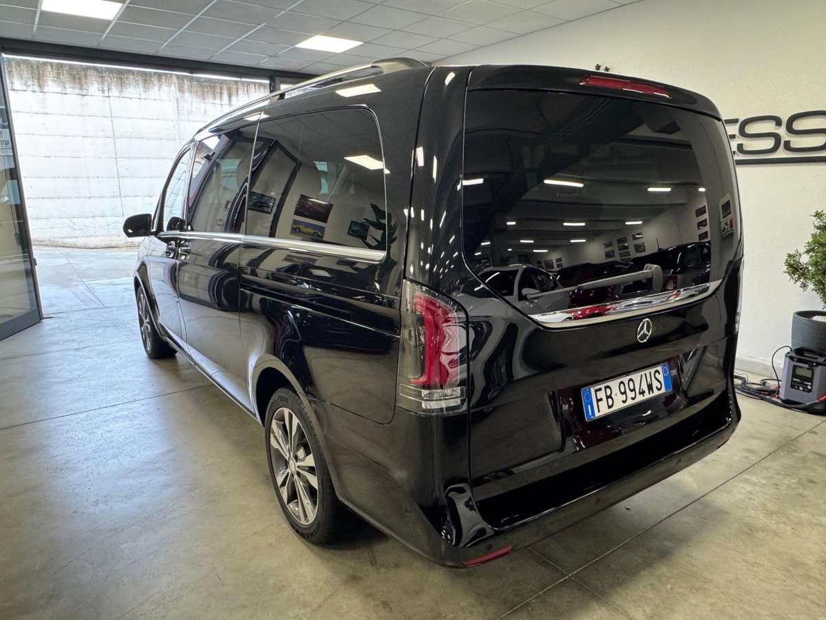 Mercedes-Benz Classe V 220 d Premium Long (6)