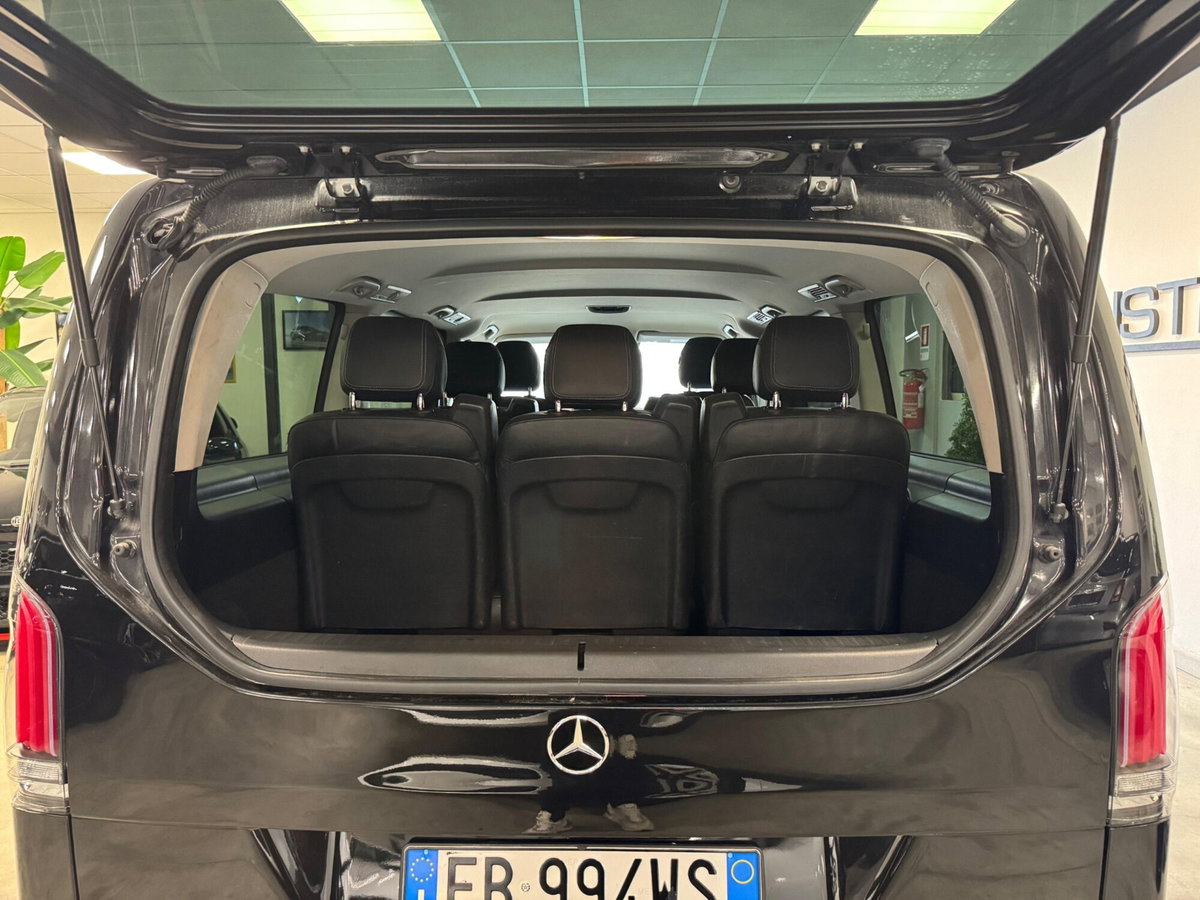 Mercedes-Benz Classe V 220 d Premium Long (8)