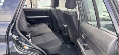 Suzuki Grand Vitara 1.9 DDiS 5 porte (12)