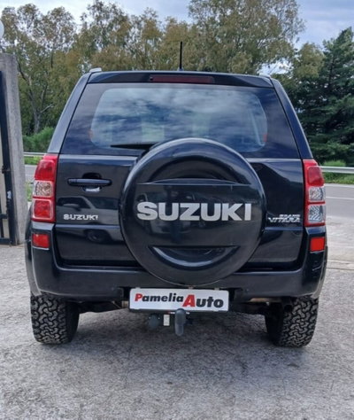 Suzuki Grand Vitara 1.9 DDiS 5 porte (6)