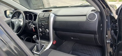 Suzuki Grand Vitara 1.9 DDiS 5 porte (9)