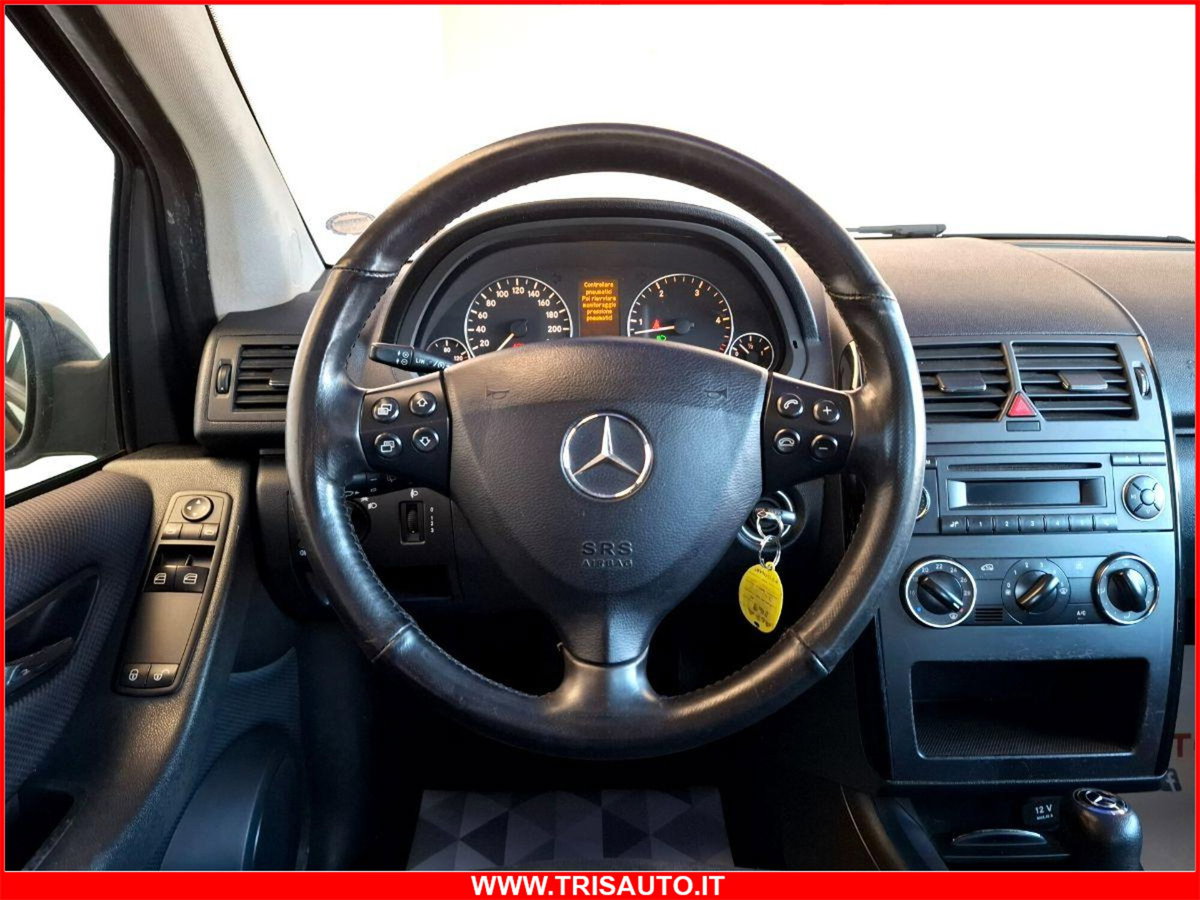 Mercedes-Benz Classe A 160 CDI (14)