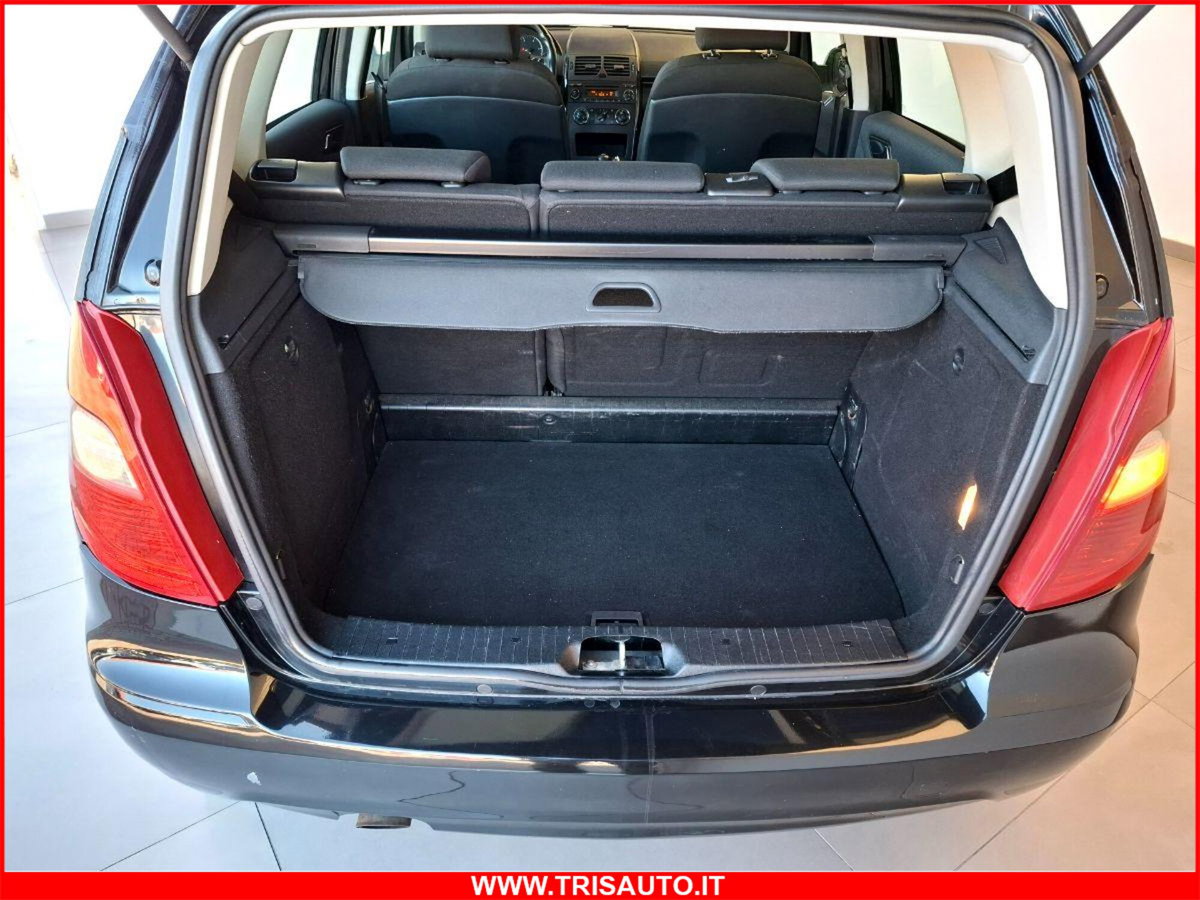 Mercedes-Benz Classe A 160 CDI (18)