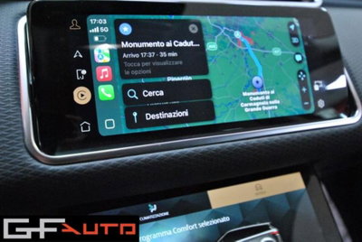 Land Rover Range Rover Evoque 2.0D I4 163CV AWD Auto R-Dynamic SE (13)