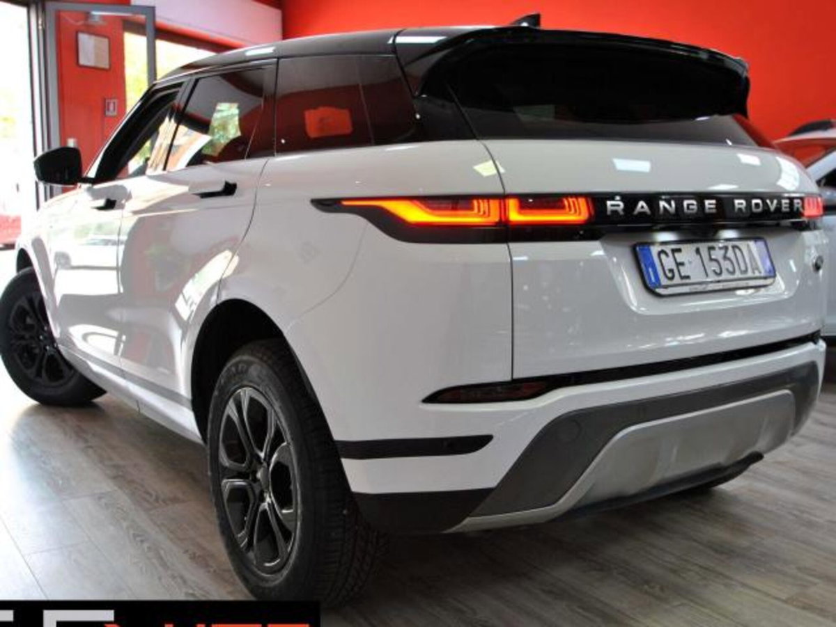 Land Rover Range Rover Evoque 2.0D I4 163CV AWD Auto R-Dynamic SE (3)