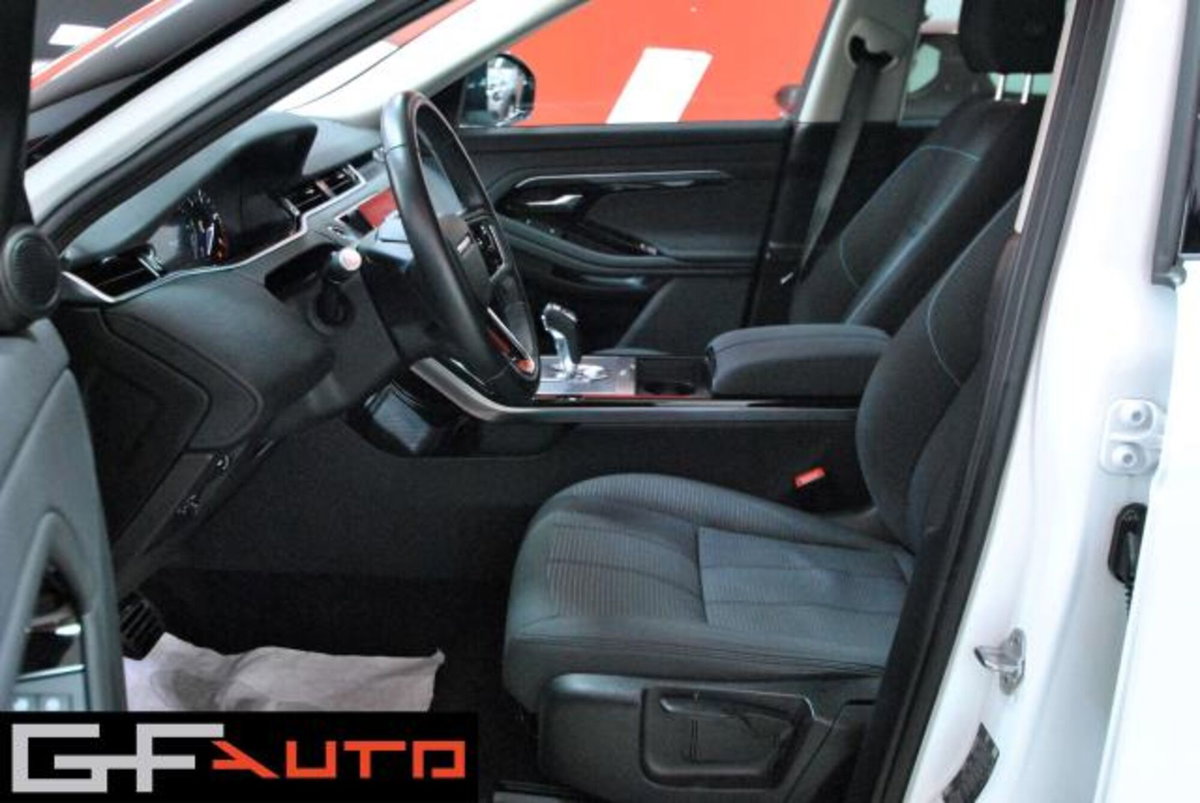 Land Rover Range Rover Evoque 2.0D I4 163CV AWD Auto R-Dynamic SE (7)