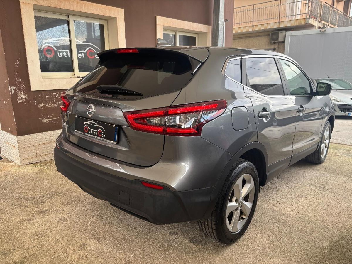 Nissan Qashqai 1.5 dCi Business (4)