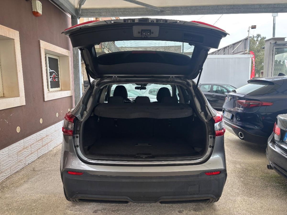 Nissan Qashqai 1.5 dCi Business (7)
