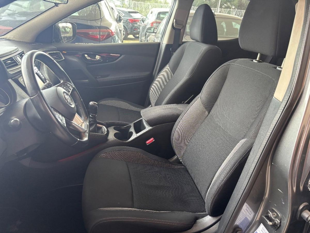 Nissan Qashqai 1.5 dCi Business (8)