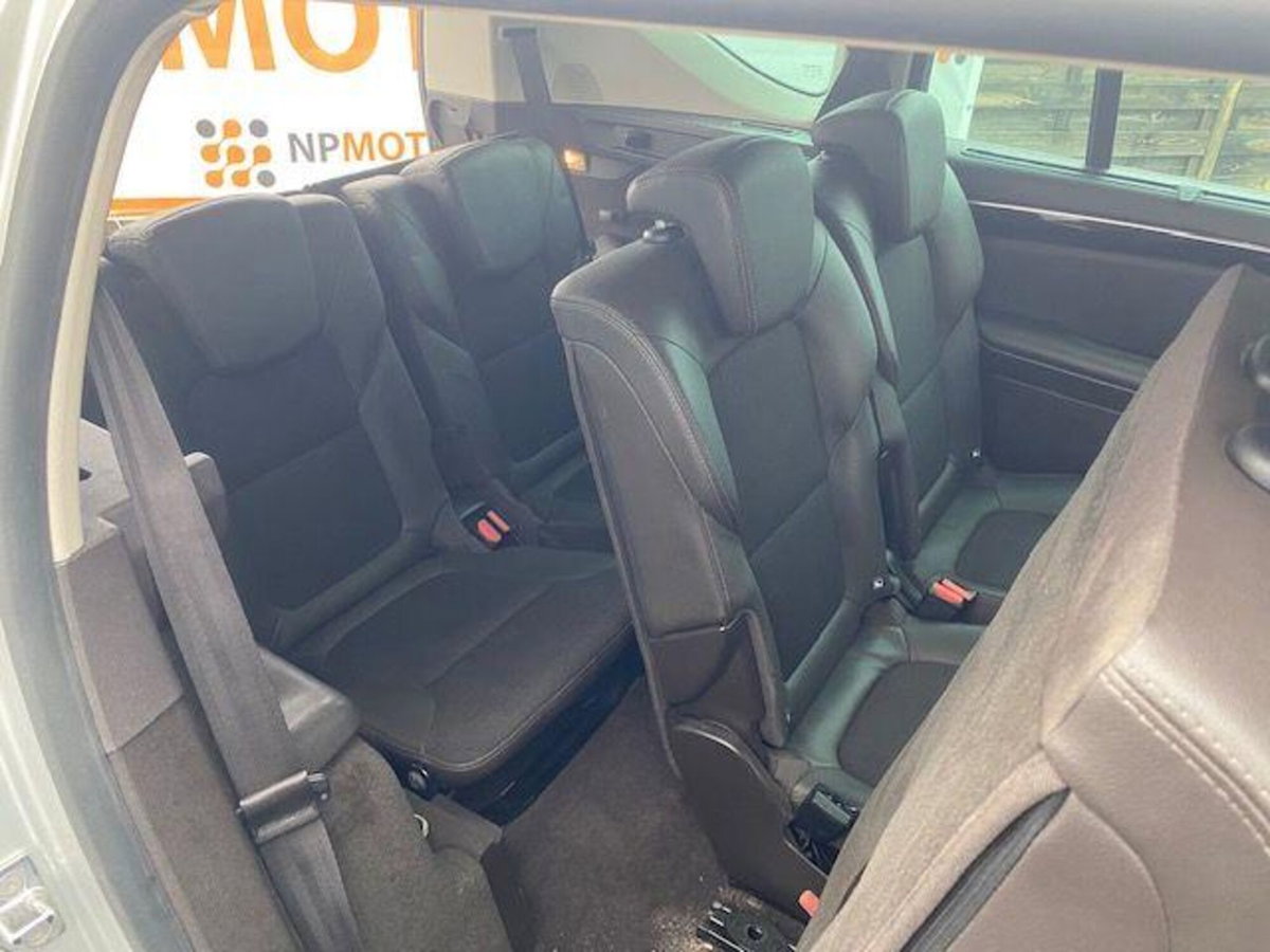 Renault Espace dCi 160CV EDC Energy Initiale Paris 4Control (11)