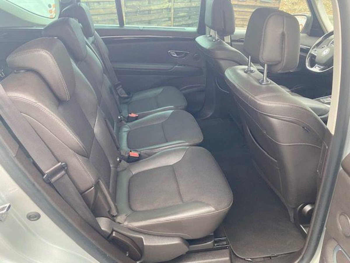 Renault Espace dCi 160CV EDC Energy Initiale Paris 4Control (13)