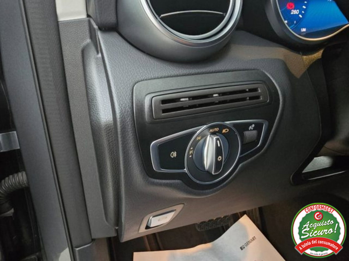 Mercedes-Benz GLC SUV 220 d 4Matic Sport (19)