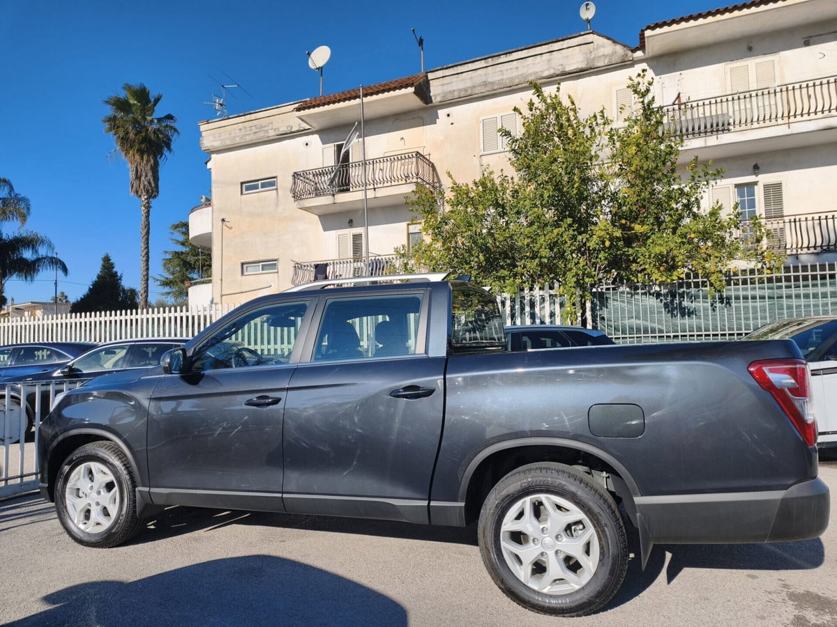 Ssangyong Rexton 2.2 4WD Dream 8 A/T (15)