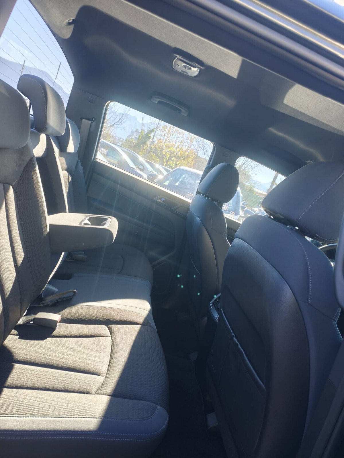 Ssangyong Rexton 2.2 4WD Dream 8 A/T (9)