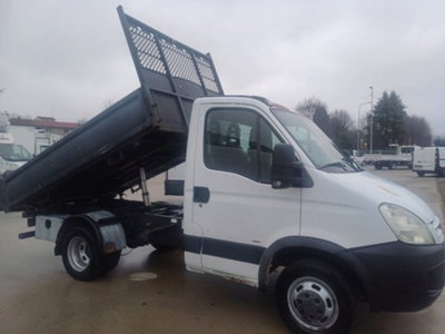 Iveco Daily Telaio 35C15 3.0 HPT PC-RG Cabinato (2)