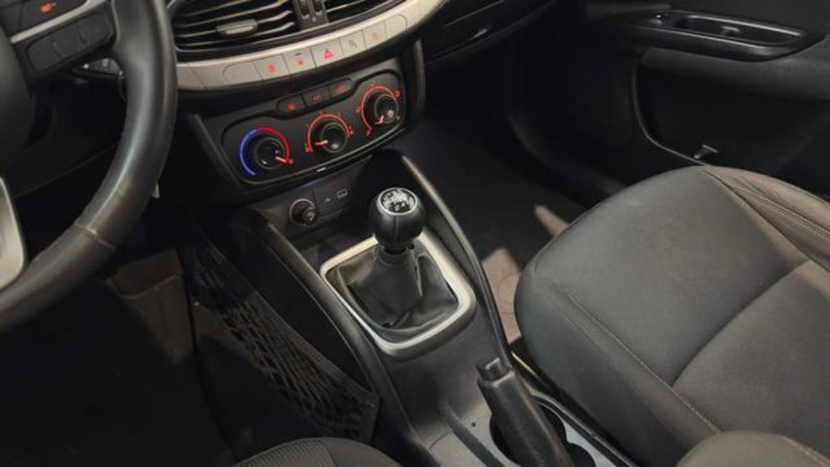 Fiat Tipo Tipo 1.6 Mjt 4 porte Lounge (8)