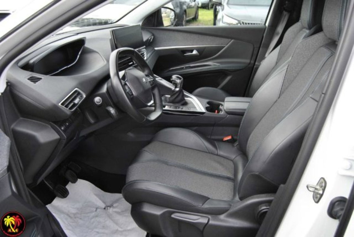 Peugeot 3008 BlueHDi 130 S&S Allure (15)