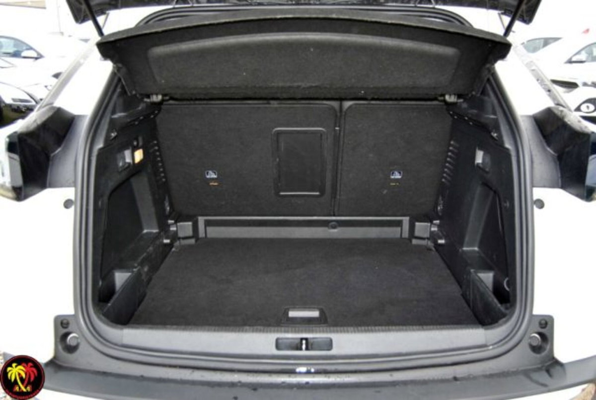 Peugeot 3008 BlueHDi 130 S&S Allure (17)