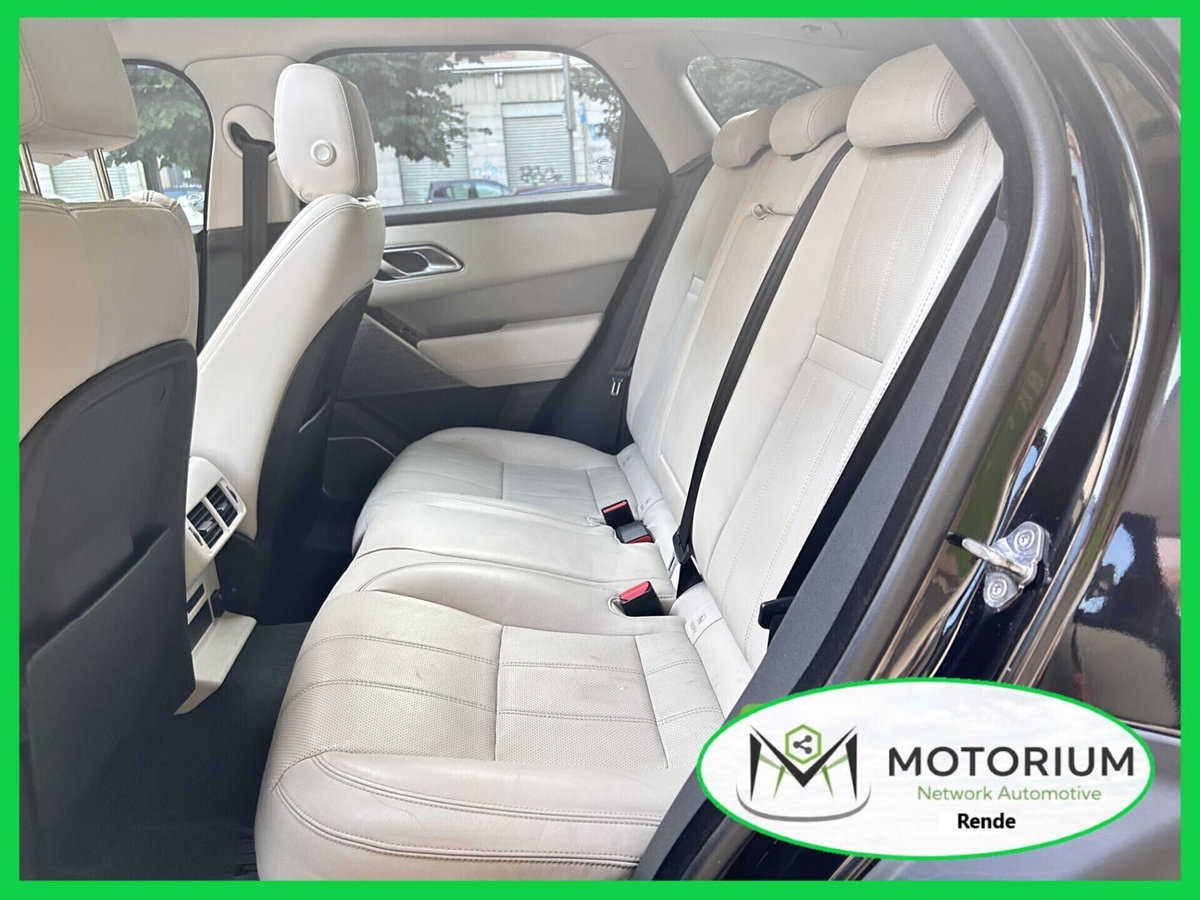 Land Rover Range Rover Velar 2.0D I4 240 CV (16)