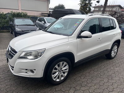 Volkswagen Tiguan 2.0 TDI DPF 4MOTION DSG Sport & Style usata