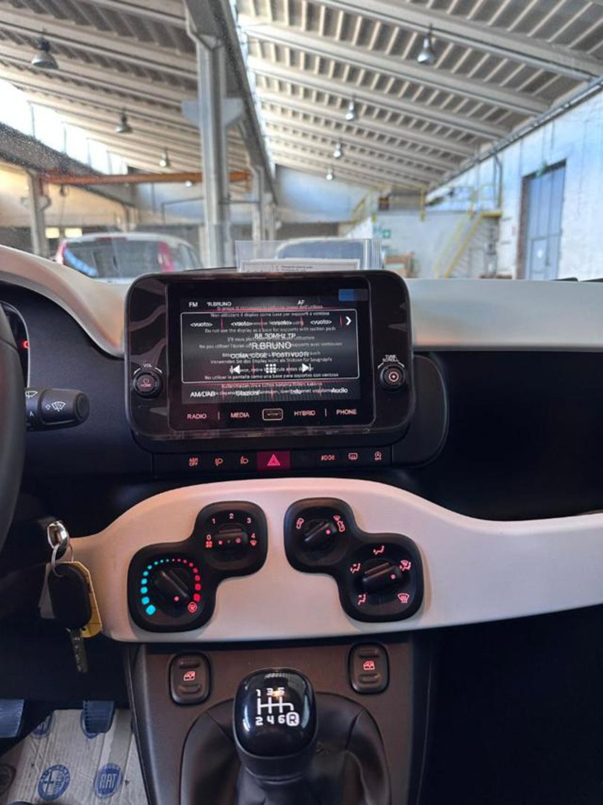Fiat Panda 1.0 firefly hybrid s&s 70cv 5p.ti (9)