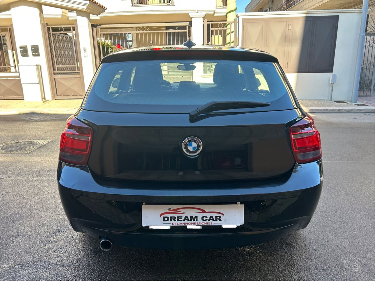 BMW Serie 1 116d 2.0 116CV cat 5 porte Attiva DPF (11)
