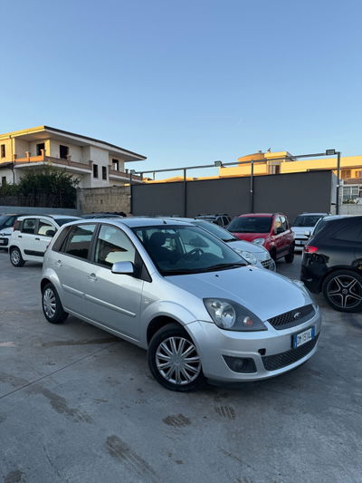 Ford Fiesta 1.4 TDCi 5p. Ghia usata