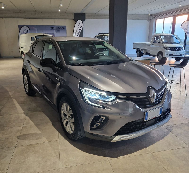 Renault Captur Plug-in Hybrid E-Tech 160 CV Intens