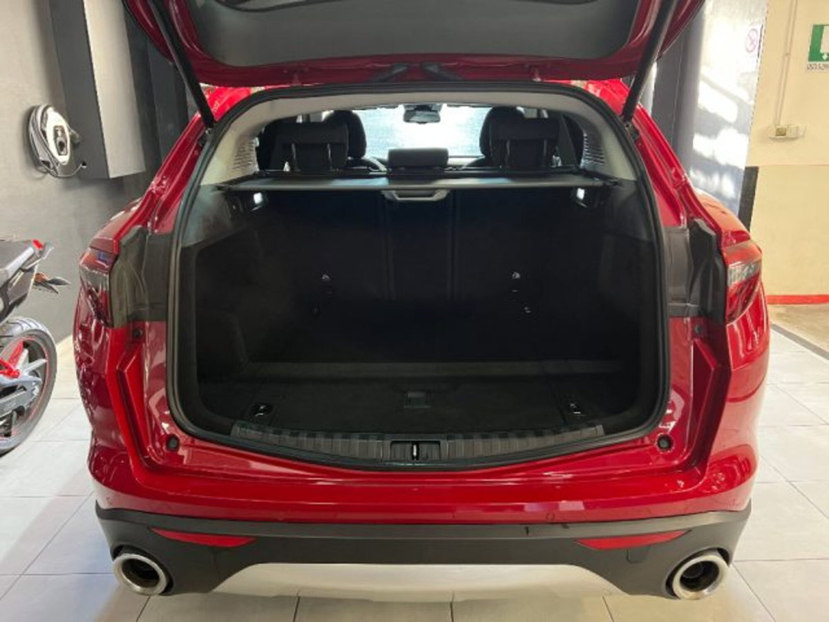 Alfa Romeo Stelvio Stelvio 2.2 Turbodiesel 160 CV AT8 RWD Super Business (5)