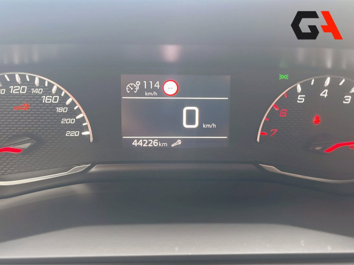 Peugeot 2008 1.2 puretech Style s&s 130cv eat8 (12)