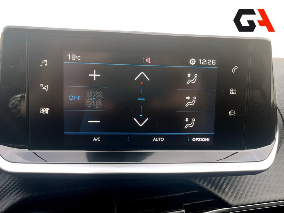Peugeot 2008 1.2 puretech Style s&s 130cv eat8 (13)