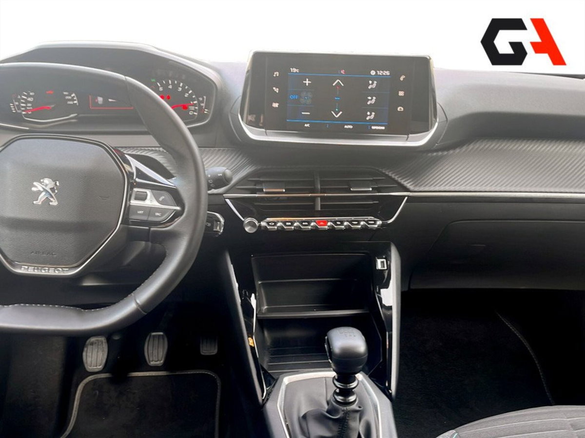 Peugeot 2008 1.2 puretech Style s&s 130cv eat8 (16)