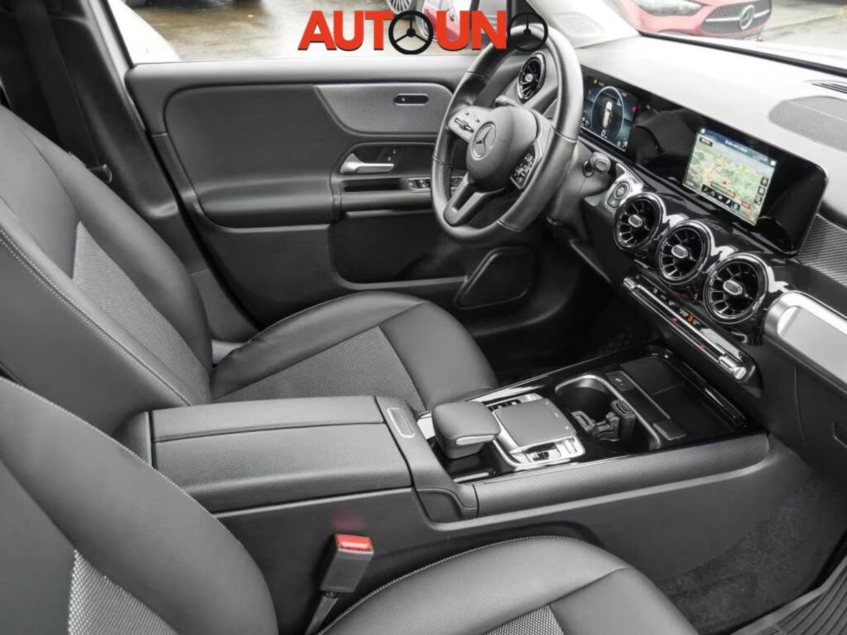Mercedes-Benz GLB 200 Automatic Executive (12)