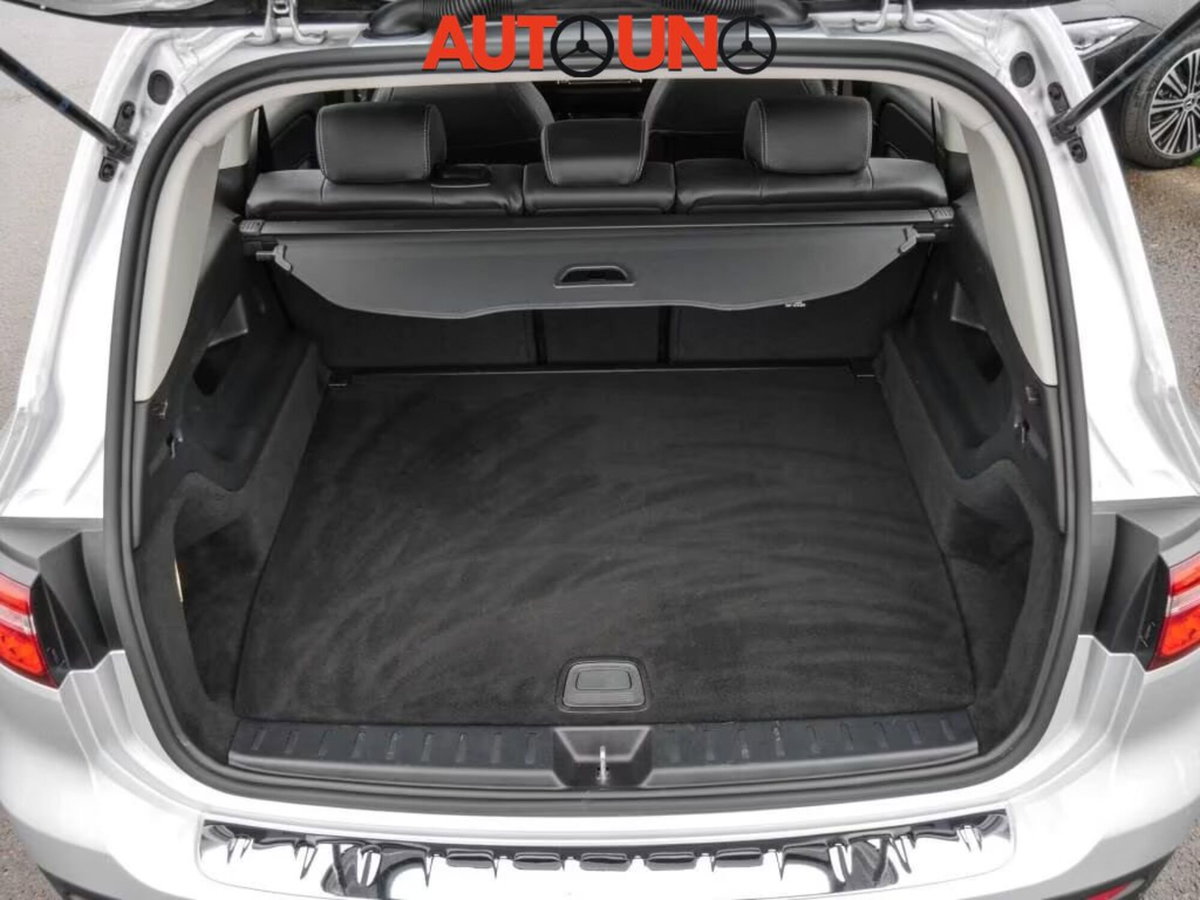 Mercedes-Benz GLB 200 Automatic Executive (13)