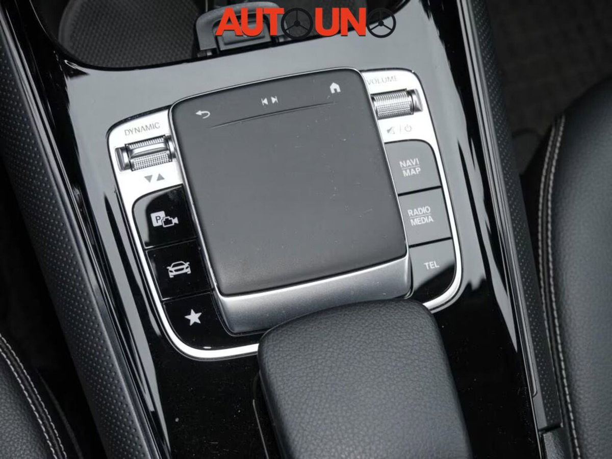 Mercedes-Benz GLB 200 Automatic Executive (6)