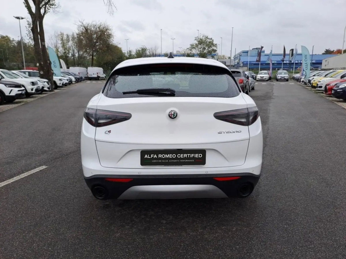 Alfa Romeo Stelvio Stelvio 2.0 Turbo 280 CV AT8 Q4 Veloce (6)