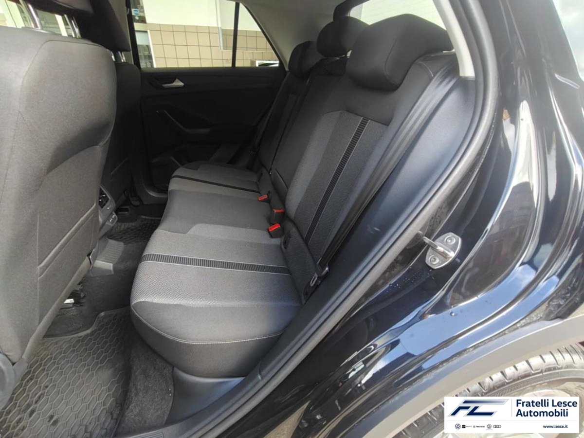 Volkswagen T-Roc 1.0 tsi Edition 115cv (9)