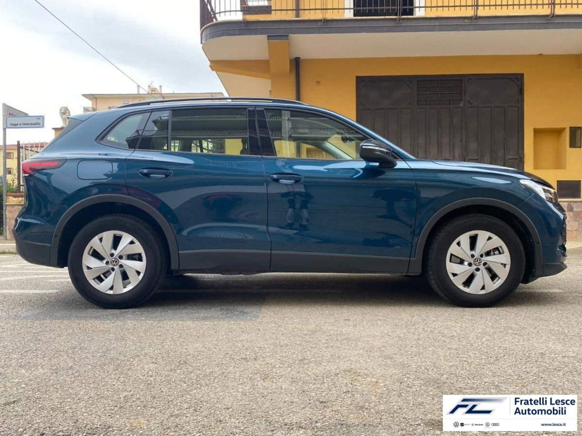 Volkswagen Tiguan 2.0 TDI 150 CV SCR DSG 4MOTION Life (14)
