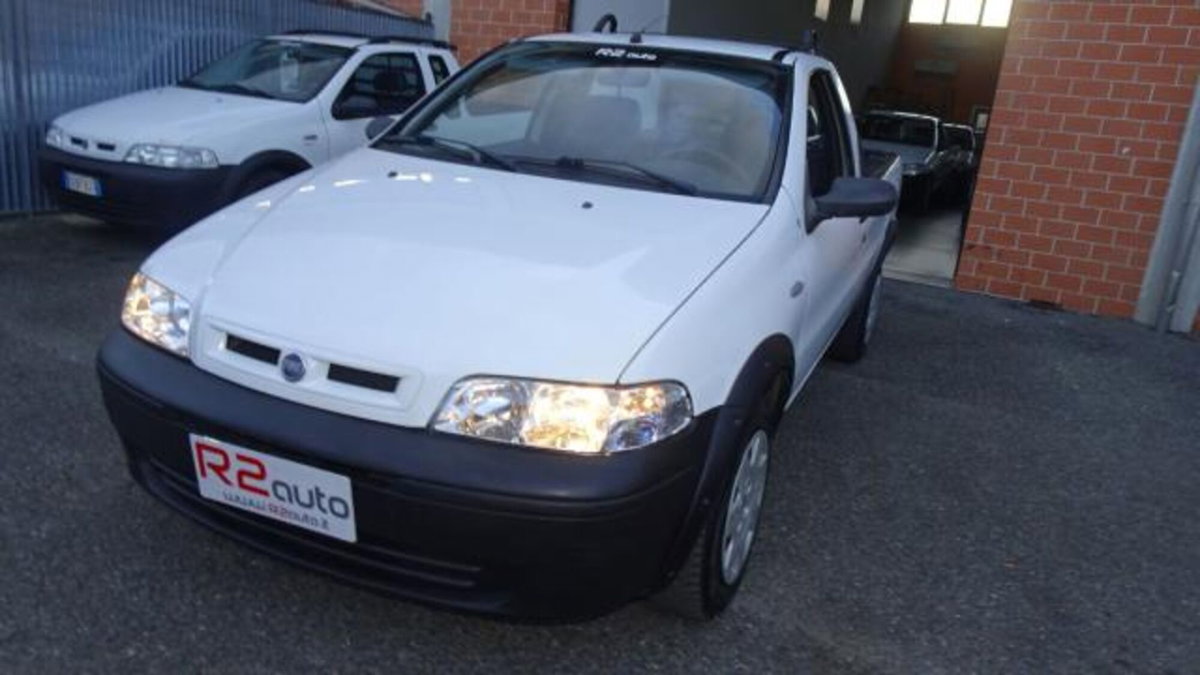 Fiat Strada 1.9 JTD Pick-up (13)
