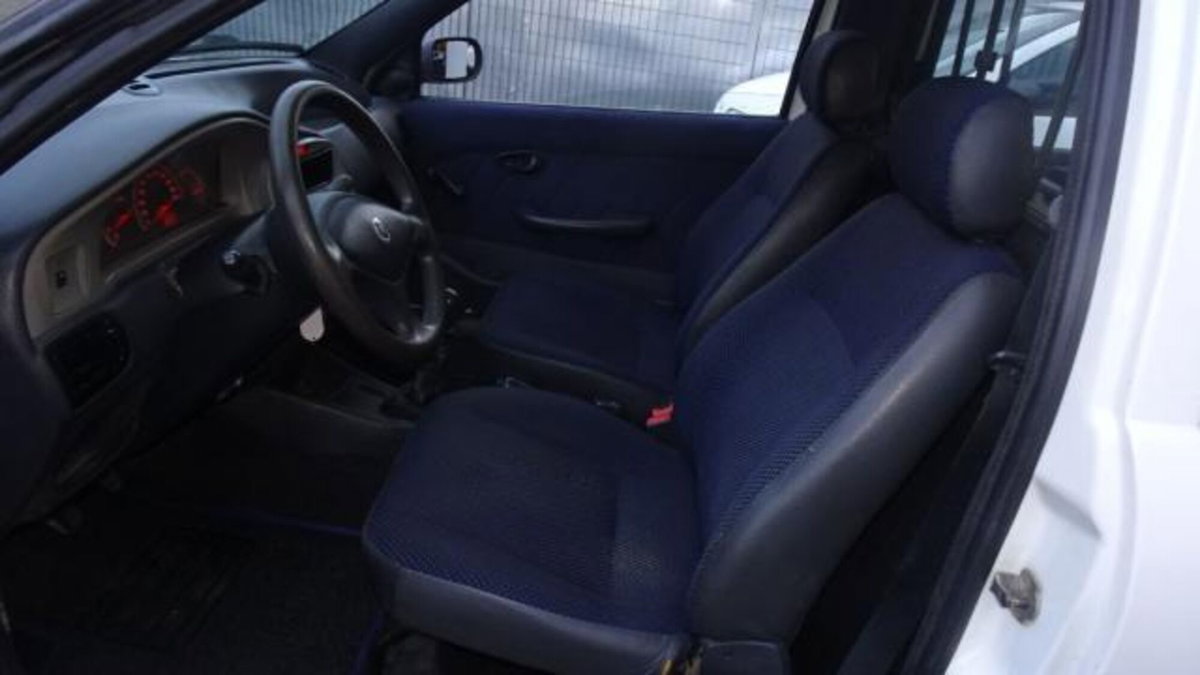Fiat Strada 1.9 JTD Pick-up (20)