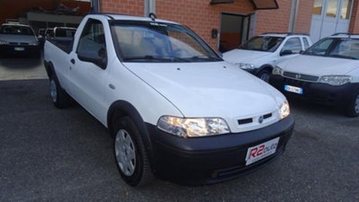 Fiat Strada 1.9 JTD Pick-up (4)