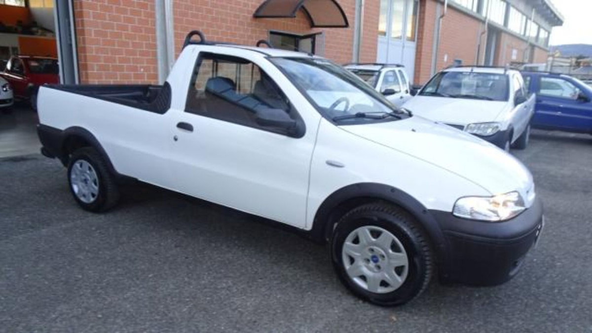 Fiat Strada 1.9 JTD Pick-up (5)